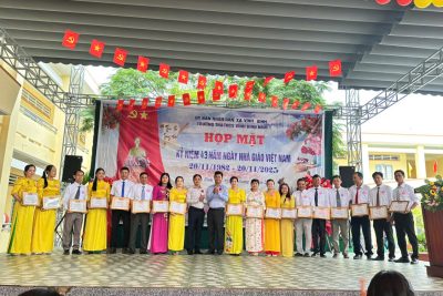 TỔ CHỨC HỌP MẶT KỈ NIỆM 43 NĂM NGÀY NHÀ GIÁO VIỆT NAM (20/11/1982-20/11/2025)
