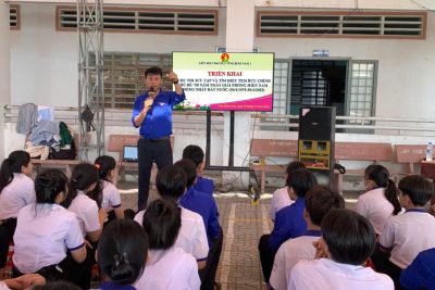 PHÁT ĐỘNG CUỘC THI SƯU TẬP VÀ TÌM HIỂU TEM BƯU CHÍNH NĂM HỌC 2024-2025